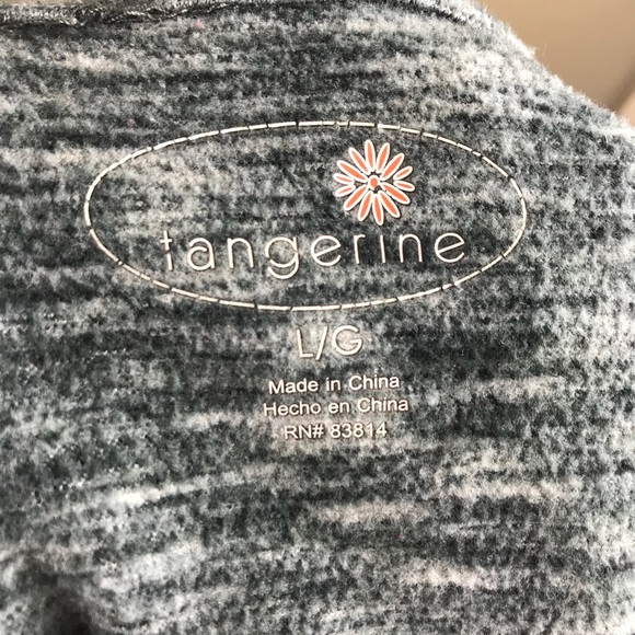 Tangerine athletic pullover - Picture 4 of 4